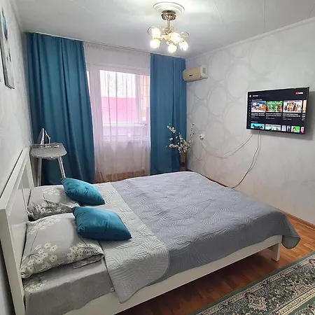 1 К Квартира В Центре Мухита Д 128 Uralsk Exterior photo