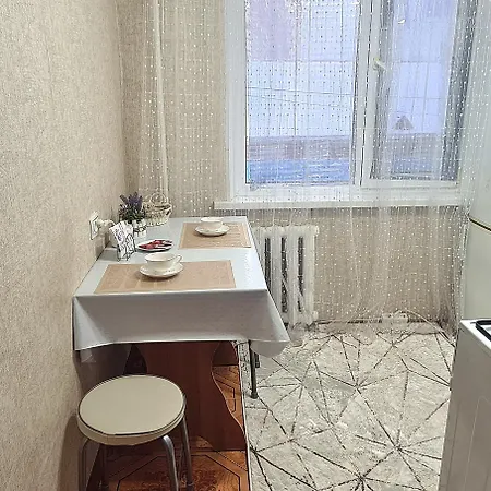 1 К Квартира В Центре Мухита Д 128 Uralsk Exterior photo